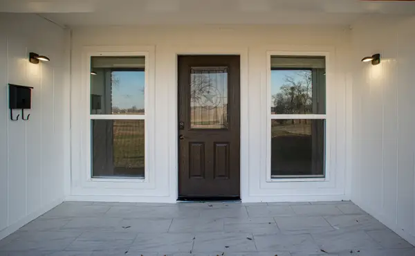 214 N Calhoun Street, Groesbeck, TX 76642