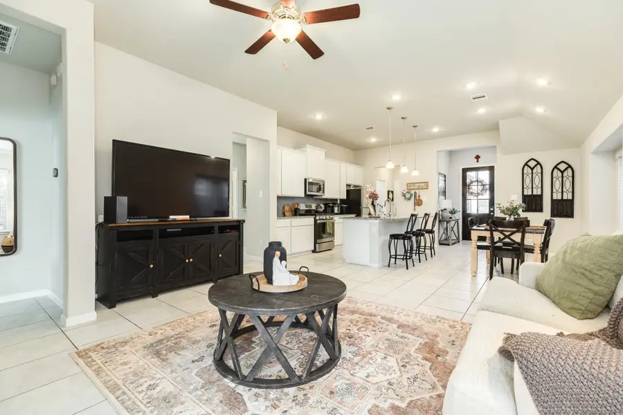 3722 Amoroso Drive, Iowa Colony, TX 77583 - Image #3