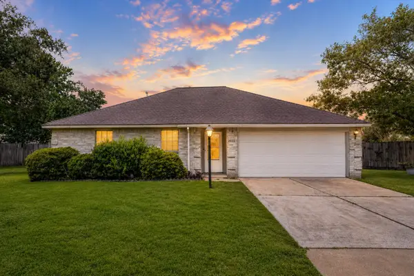2035 Woodhue Drive, Spring, TX 77386