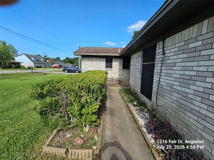 1216 Fair Drive, Angleton, TX 77515 - #3