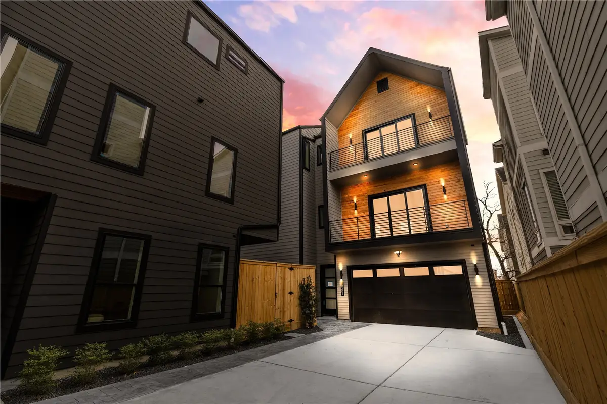 1030 W 24th Street #A, Houston, TX 77008 - Image #1