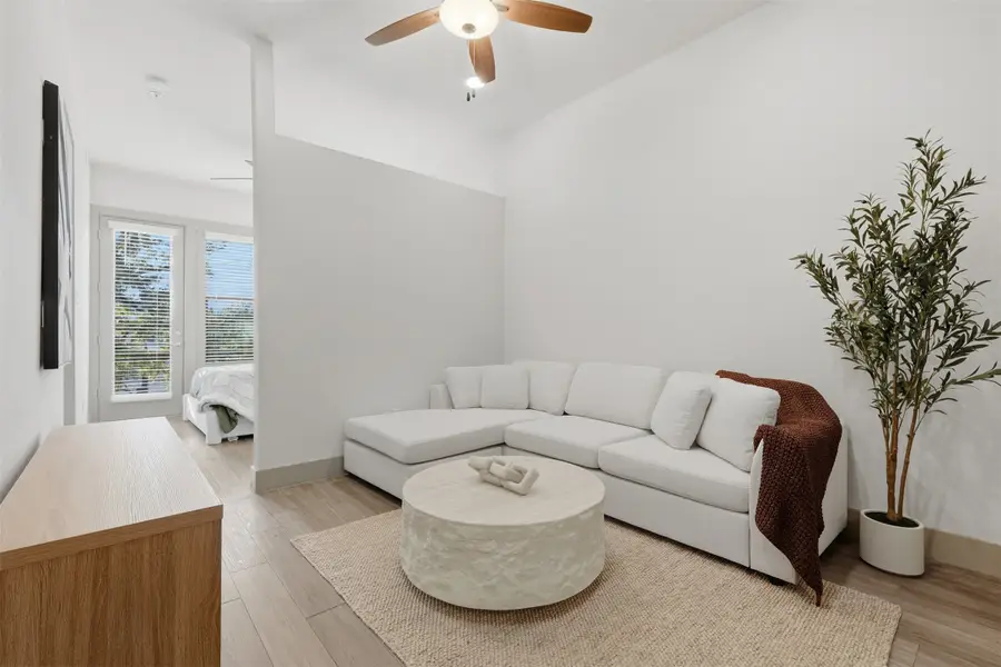 4509 Mount Vernon Street #7, Houston, TX 77006 - #2