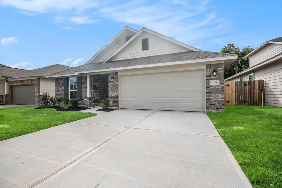 205 Bryan Way, Angleton, TX 77515 - Image #2