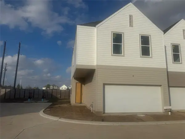 4014 Buffalo Moon Drive, Houston, TX 77045