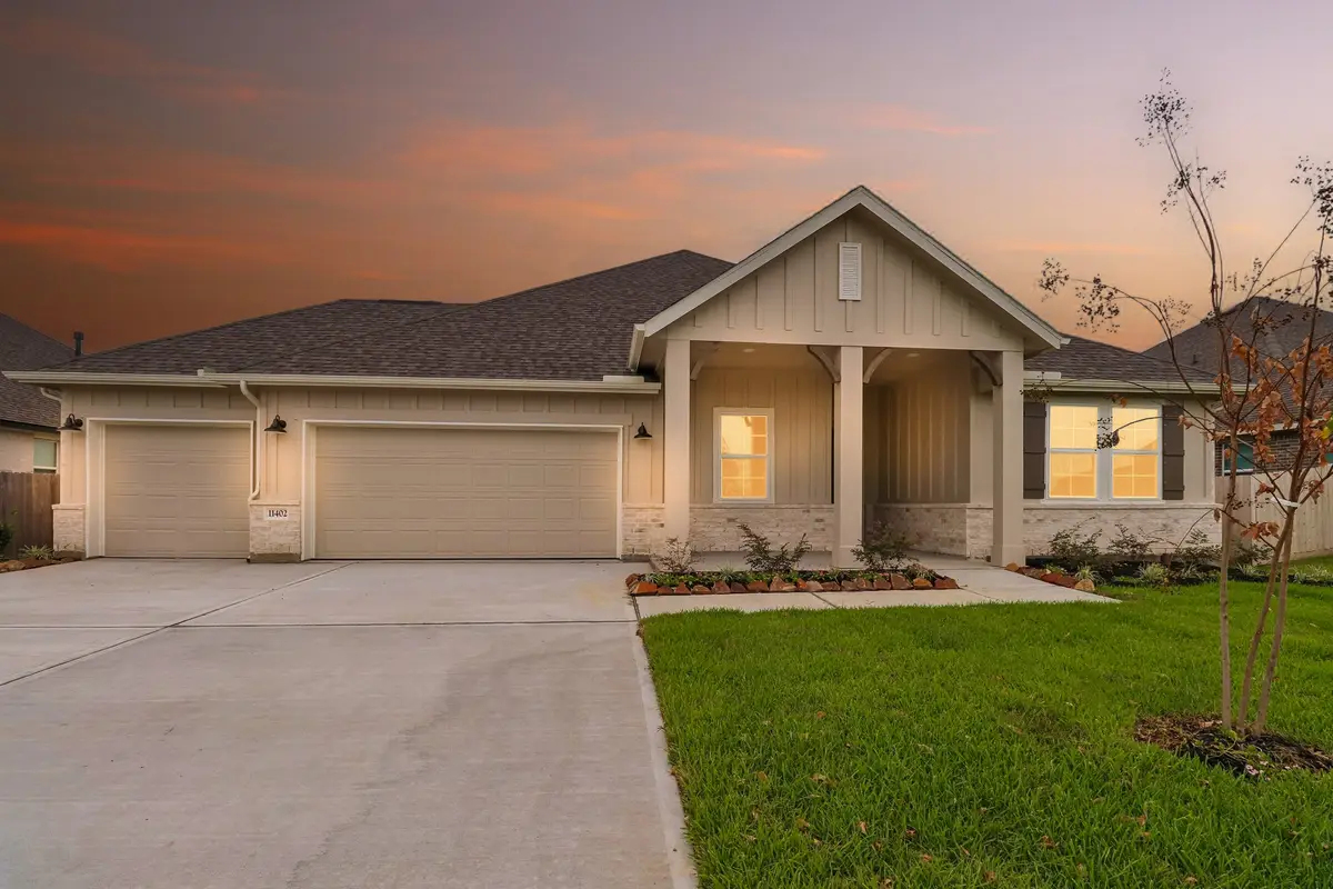 11402 Old Fashion Circle, Monterey Belvieu, TX 77535 - #1