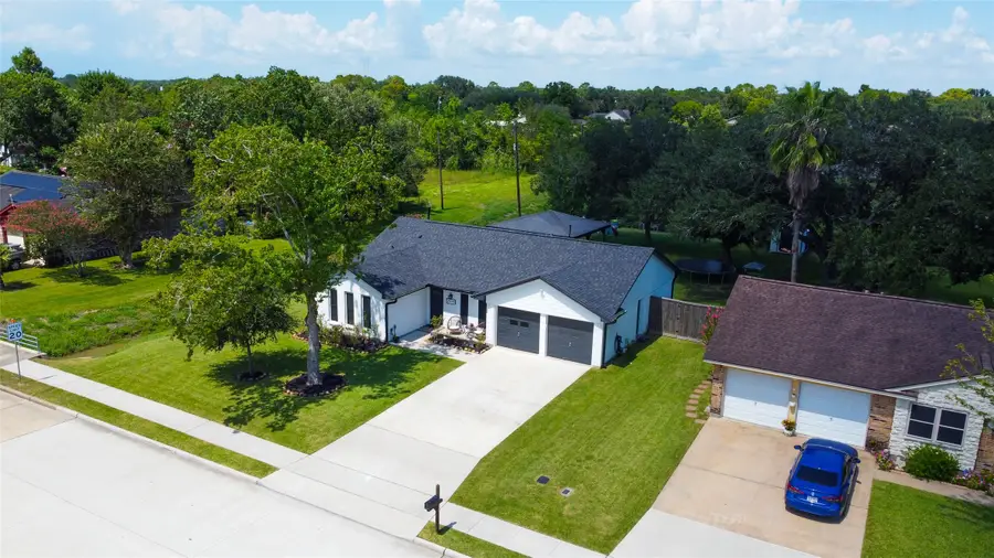 2514 Westfield Street, Alvin, TX 77511 - Image #3