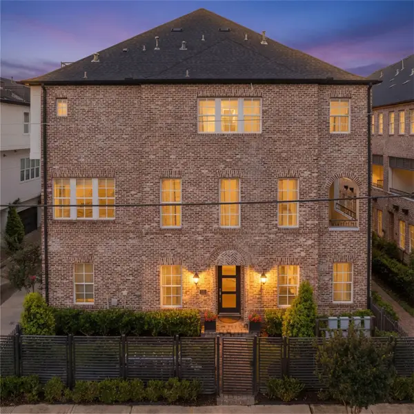 2705 Maxroy Street, Houston, TX 77007