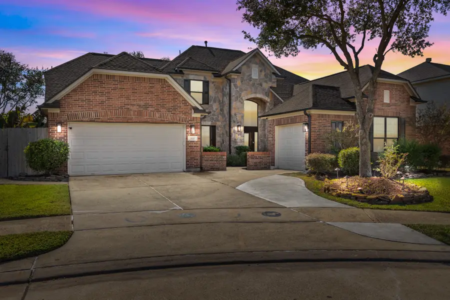 2532 Garnetfield Lane, Friendswood, TX 77546 - Image #2