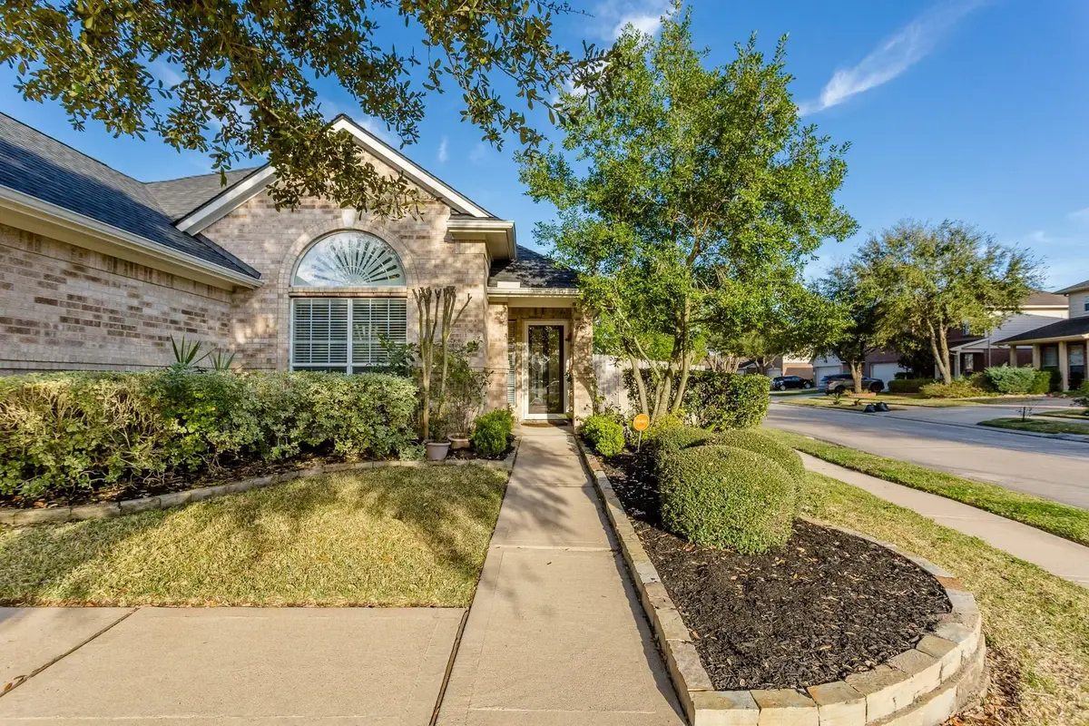 10002 Deer Track Court, Houston, TX 77064 - Image #1