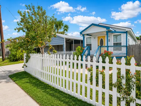 6317 Heards Lane, Galveston, TX 77551
