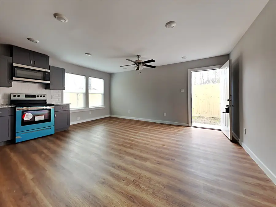 8639 Sunderland Road, Houston, TX 77028 - #2