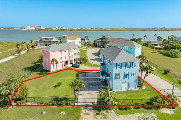 8407 Teichman Road, Galveston, TX 77554