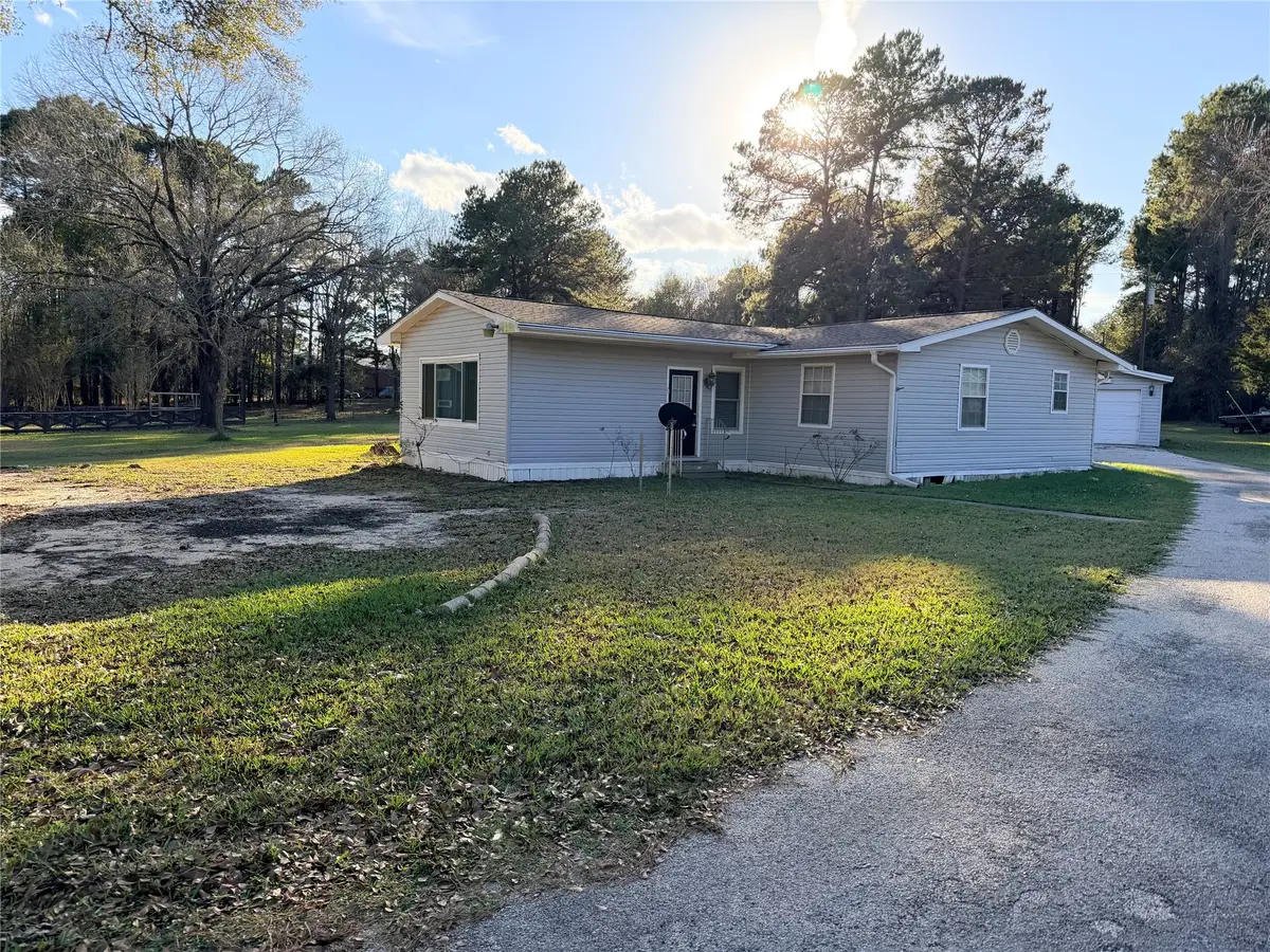 295 Lazy Hollow Lane, Livingston, TX 77351 - Image #1