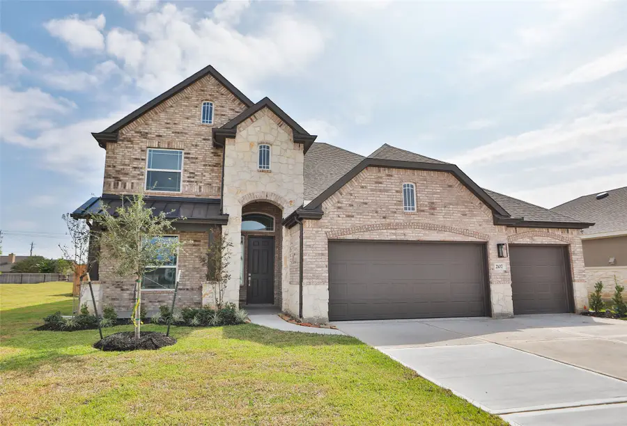 2107 Villa Bella Lane, Friendswood, TX 77546 - Image #2