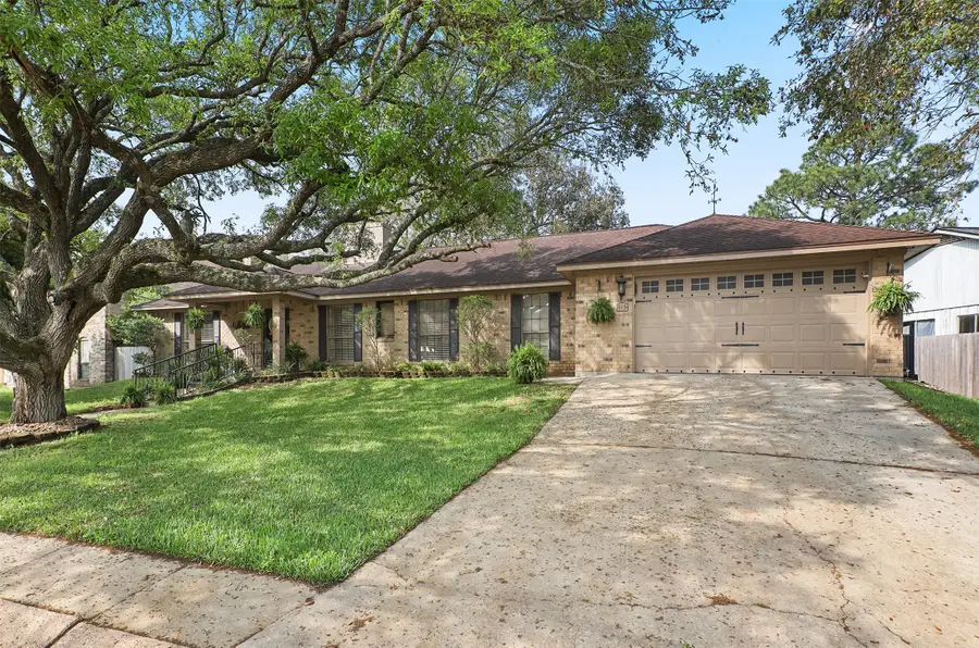 115 Bayou Glen Street, Hitchcock, TX 77563 - #2