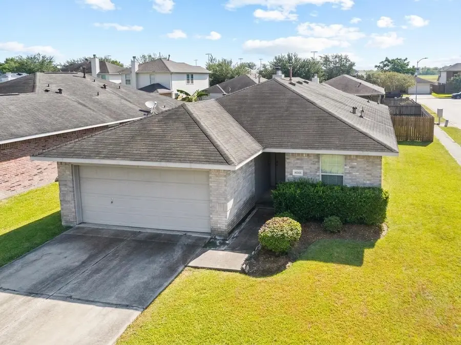 8202 Greenleaf Street, Baytown, TX 77523 - #2