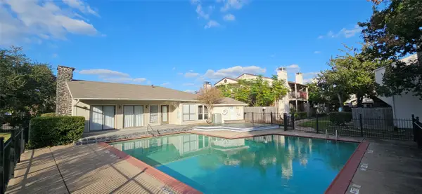 3875 Tanglewilde Street #3875, Houston, TX 77063