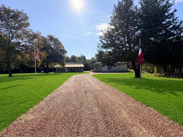 154 E Fcr 421, Buffalo, TX 75831