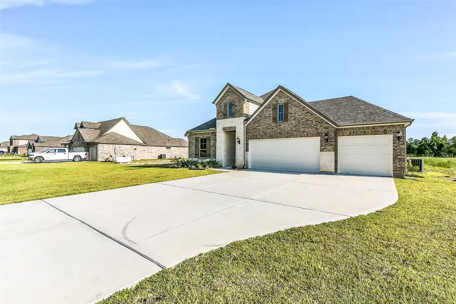 421 Barton Place Drive, Cleveland, TX 77327 - Image #2