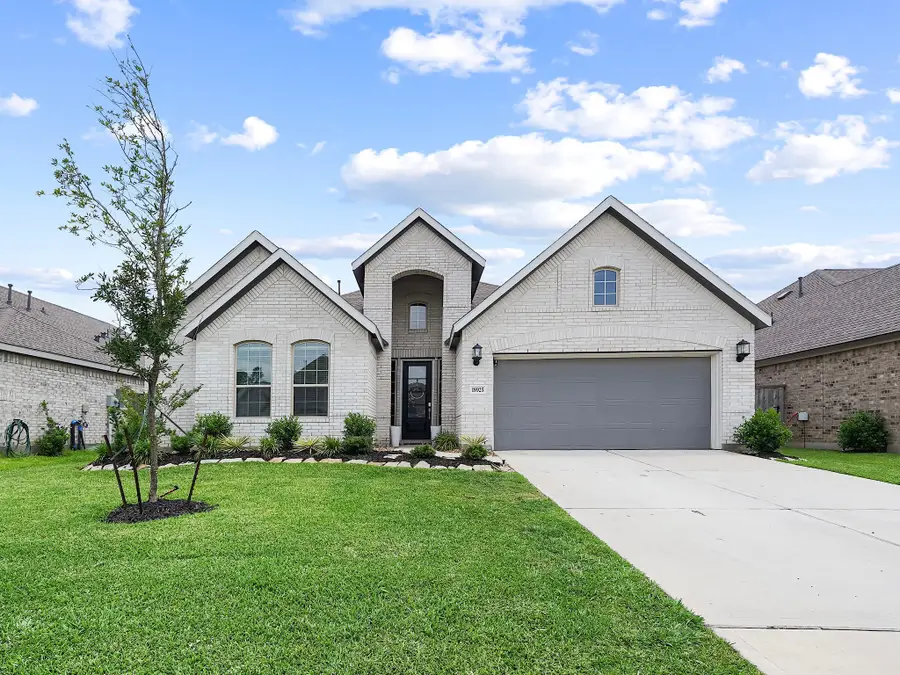 18925 Lazzaro Springs Drive, New Caney, TX 77357 - Image #2