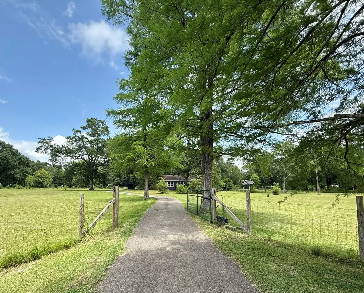 5640 N Main Street, Vidor, TX 77662 - #1