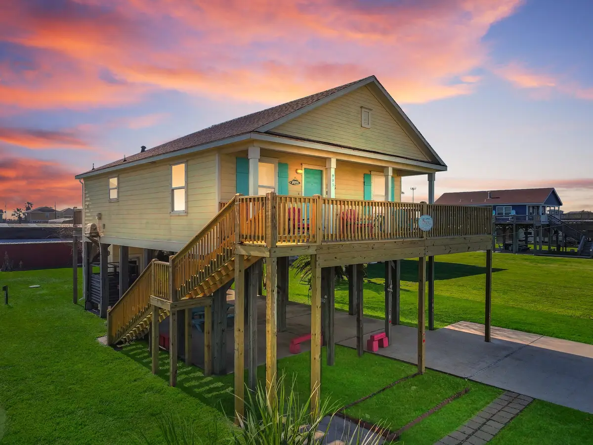 905 Sage Road, Crystal Beach, TX 77650 - #1