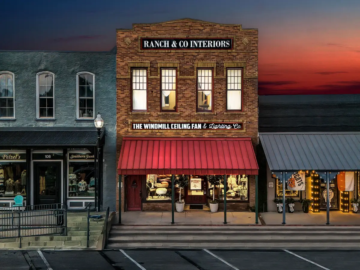 106 W Main Street, Pilot Point, TX 76258 - #1