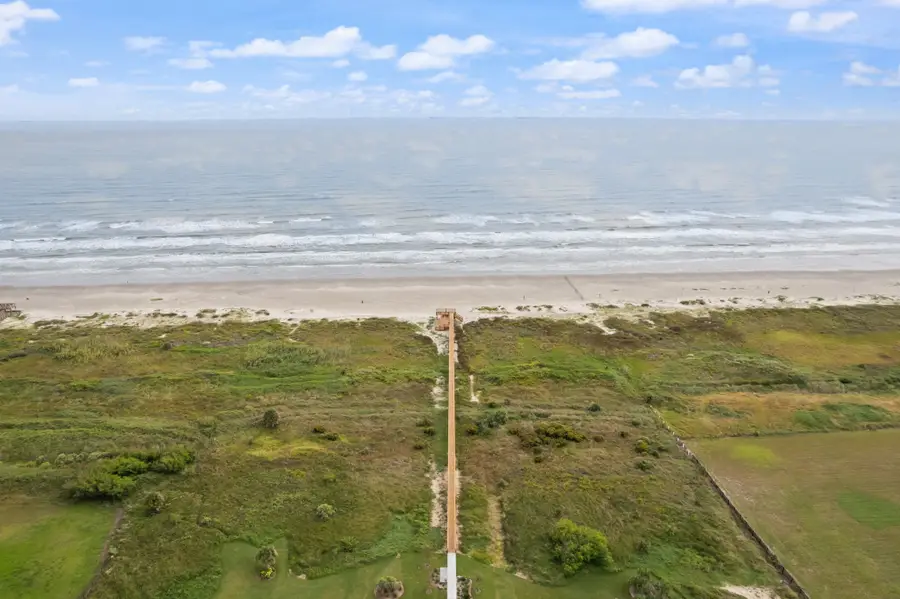 415 E Beach Drive #309, Galveston, TX 77550 - #3