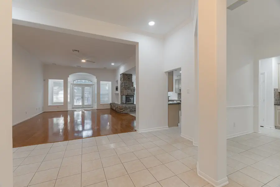 22 Westwinds Circle, The Woodlands, TX 77382 - #3