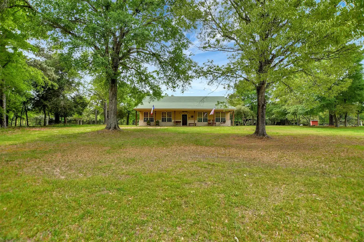 9832 Hawaii Lane, Midway, TX 75852 - Image #1