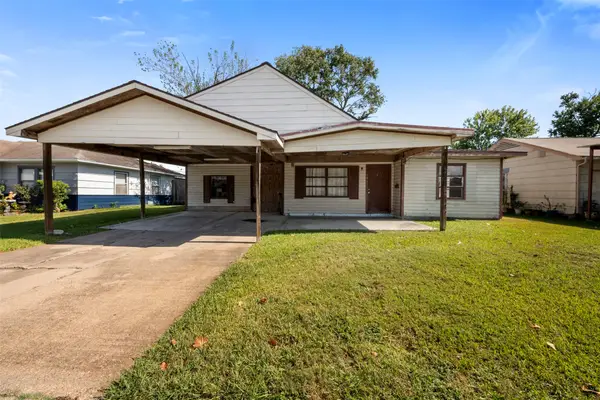 1805 Harding Street, Pasadena, TX 77502
