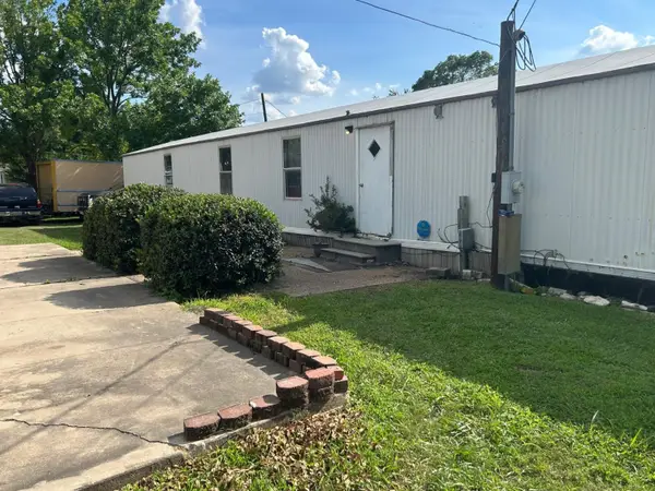 130 Buckingham Lane, Navasota, TX 77868