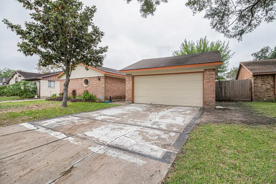 819 Seamaster Drive, Houston, TX 77062 - #2