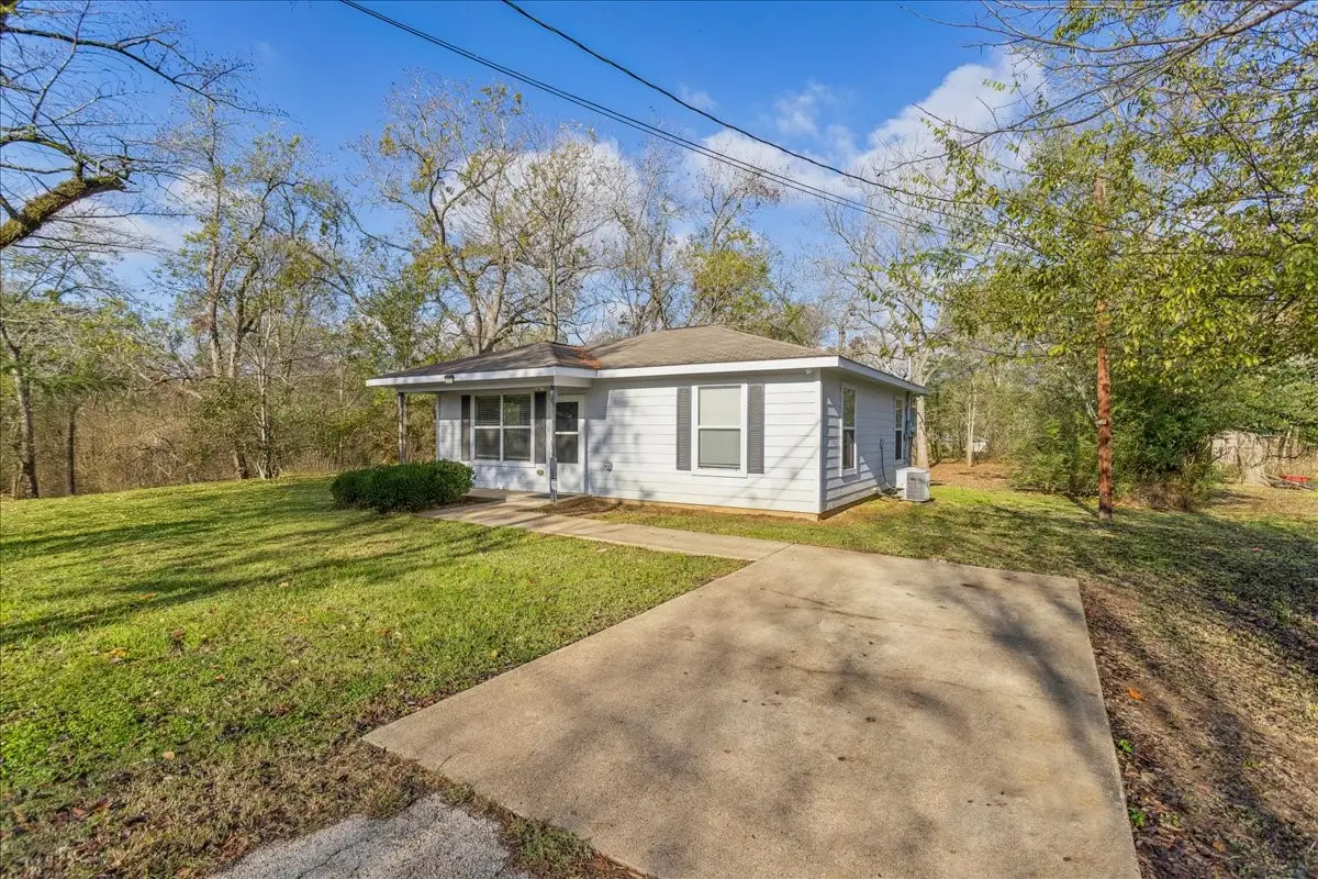 1005 S Dunbar Street, Crockett, TX 75835 - Image #1