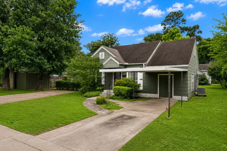 705 W 34th Street, Houston, TX 77018 - #2