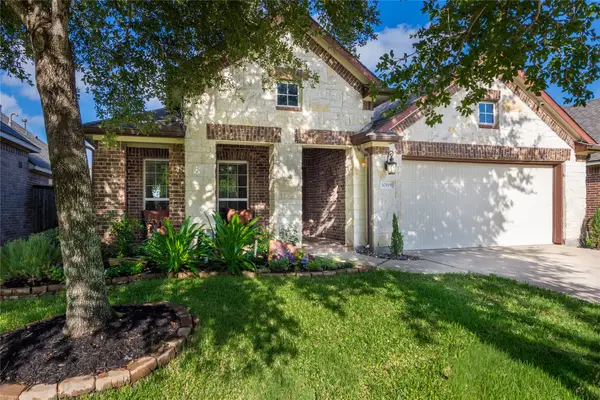 10119 Naples Cliff Court, Cypress, TX 77433
