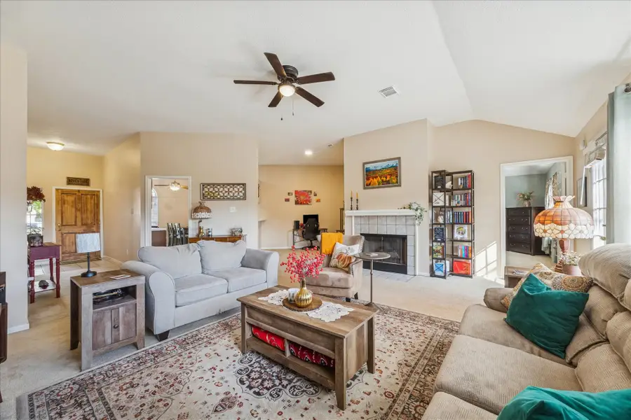 2913 Paisley Meadow Drive, League City, TX 77573 - Image #3