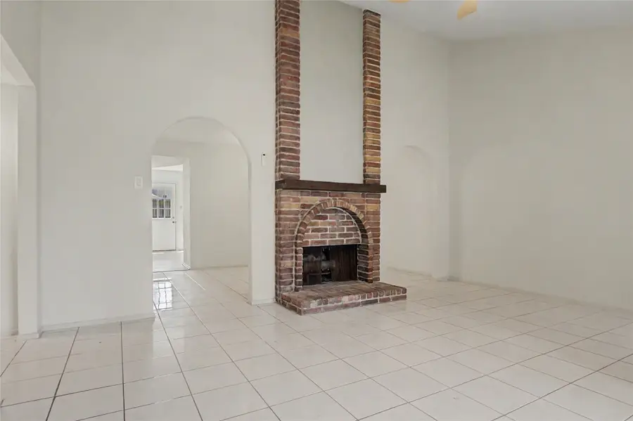 9423 Bollingbrook Drive, Houston, TX 77083 - #3