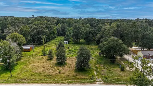 183 County Road 436, Dayton, TX 77535