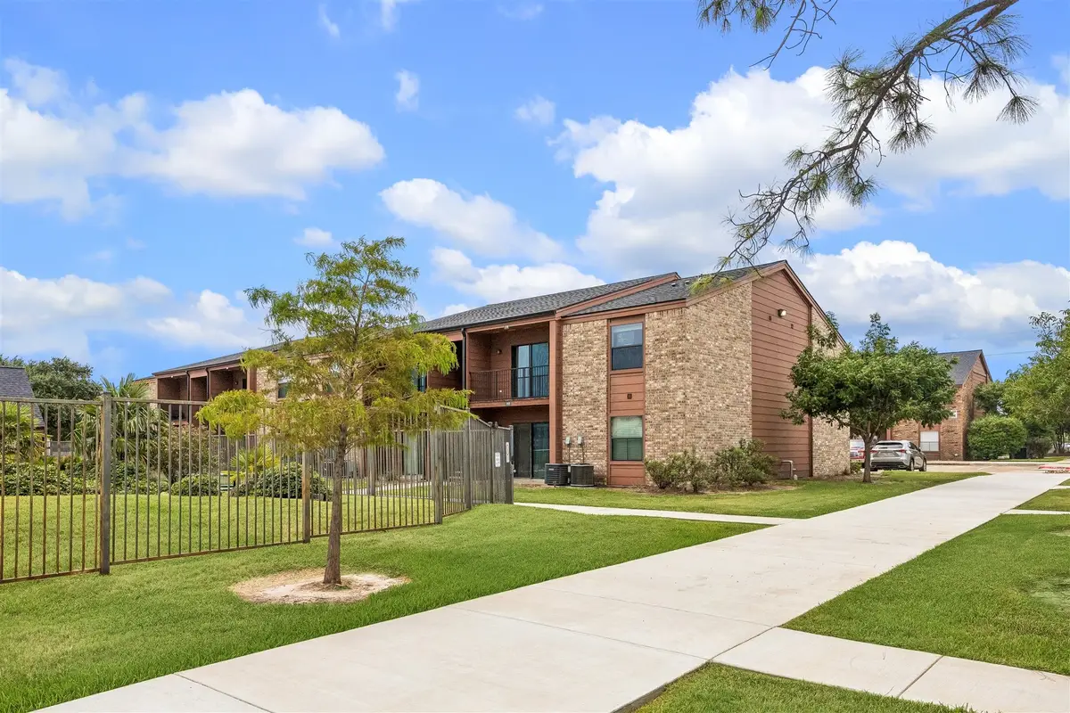904 University Oaks Boulevard #118, College Station, TX 77840 - #1