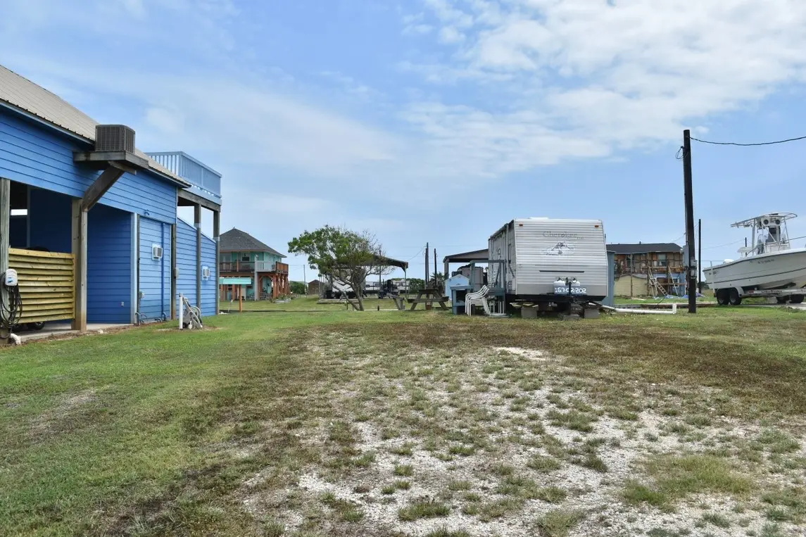 167 County Road 202, Sargent, TX 77414 - Image #1