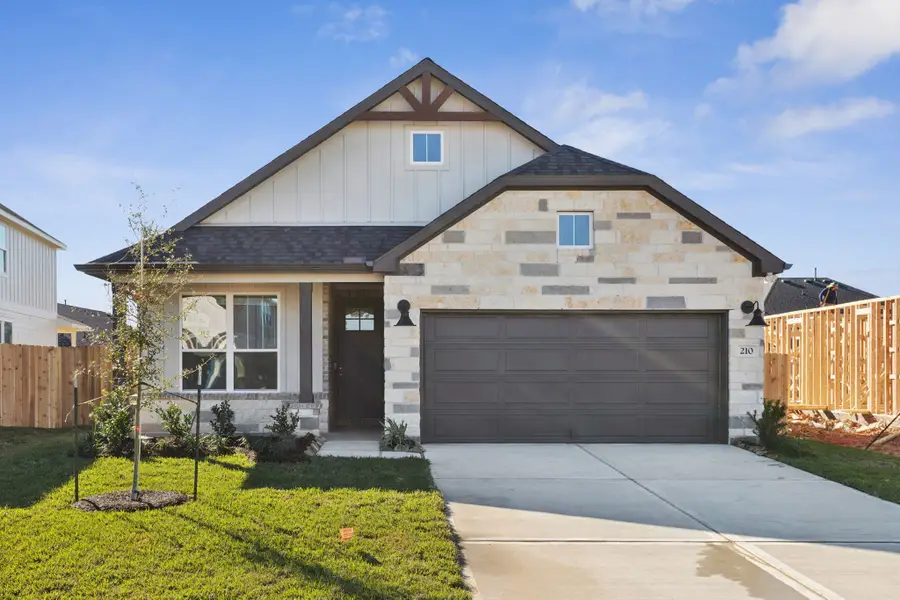 210 Prairie Ridge Lane, Montgomery, TX 77356 - Image #2