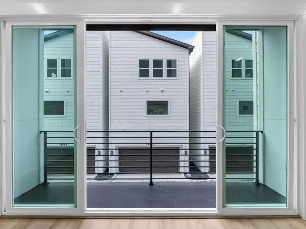 4802 Elysian Street #E, Houston, TX 77009