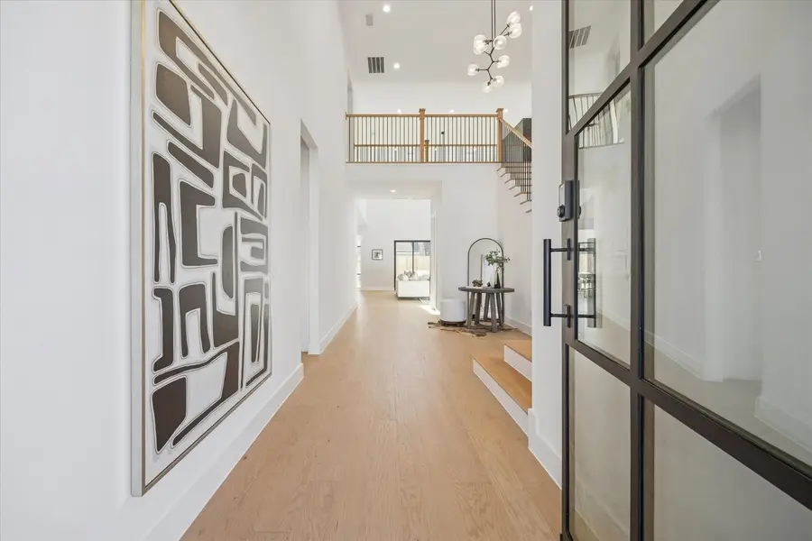 1807 Wakefield Drive, Houston, TX 77018 - Image #3