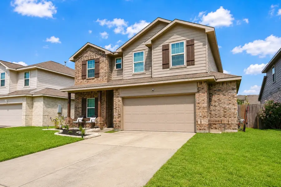 11012 32nd Avenue N, Texas City, TX 77591 - #2