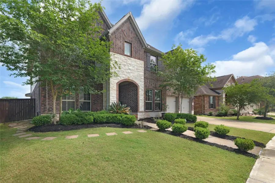 9615 Carson Lane, Iowa Colony, TX 77583 - Image #2