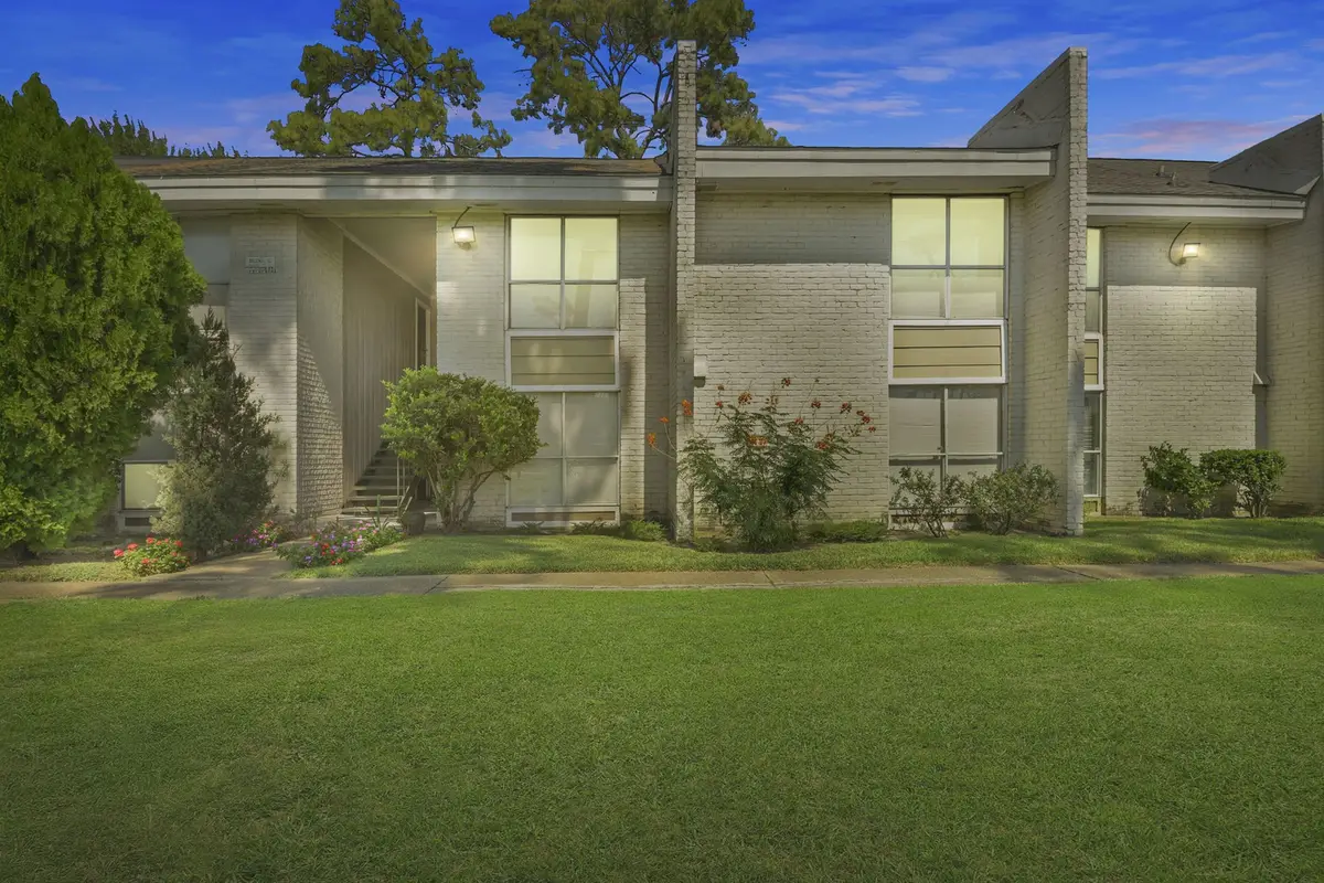 1950 Spenwick Drive #408, Houston, TX 77055 - Image #1