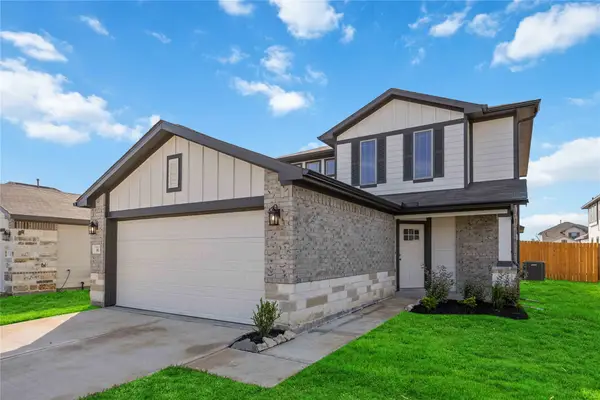 803 Clear Valley Lane, Dayton, TX 77535