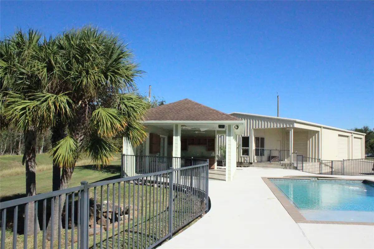 2904 Red Bluff Road, Seabrook, TX 77586 - Image #1