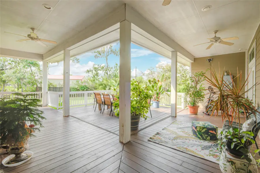 108 Buffalo Trail, Lake Jackson, TX 77566 - Image #2